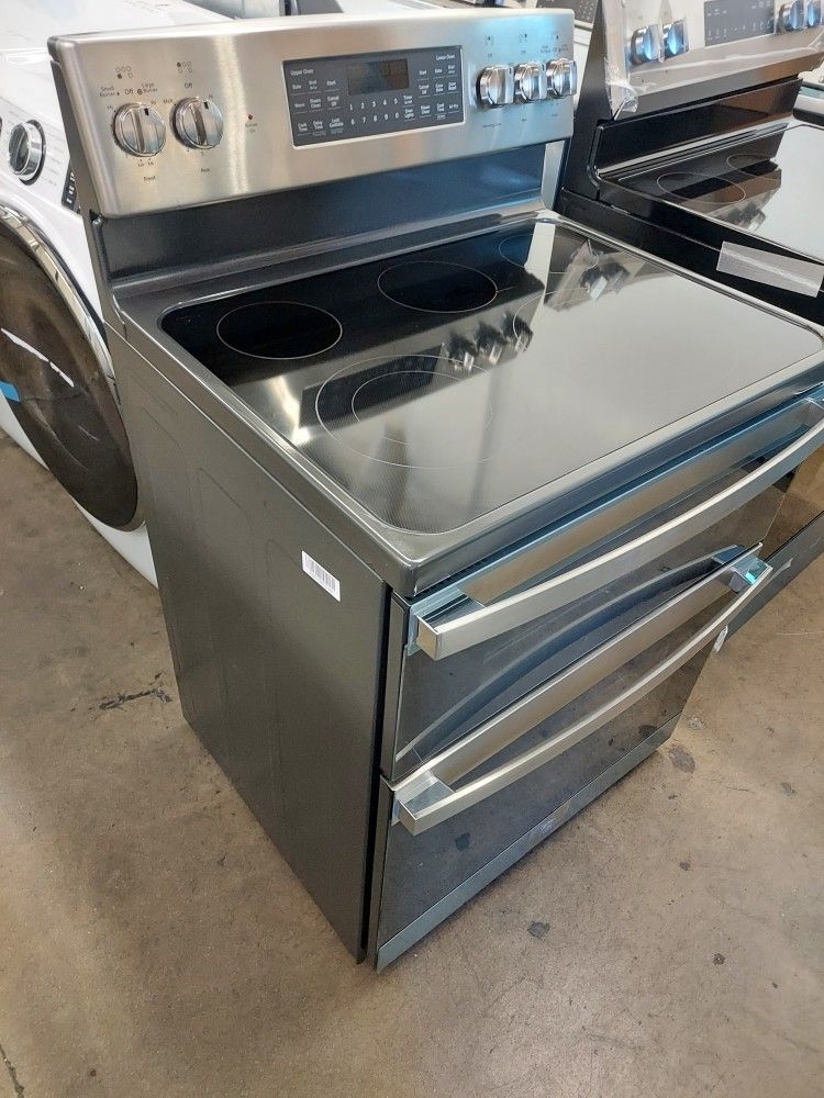 GE 30" Free-Standing Electric Double Oven