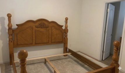 Sturdy wood bed and box spring
