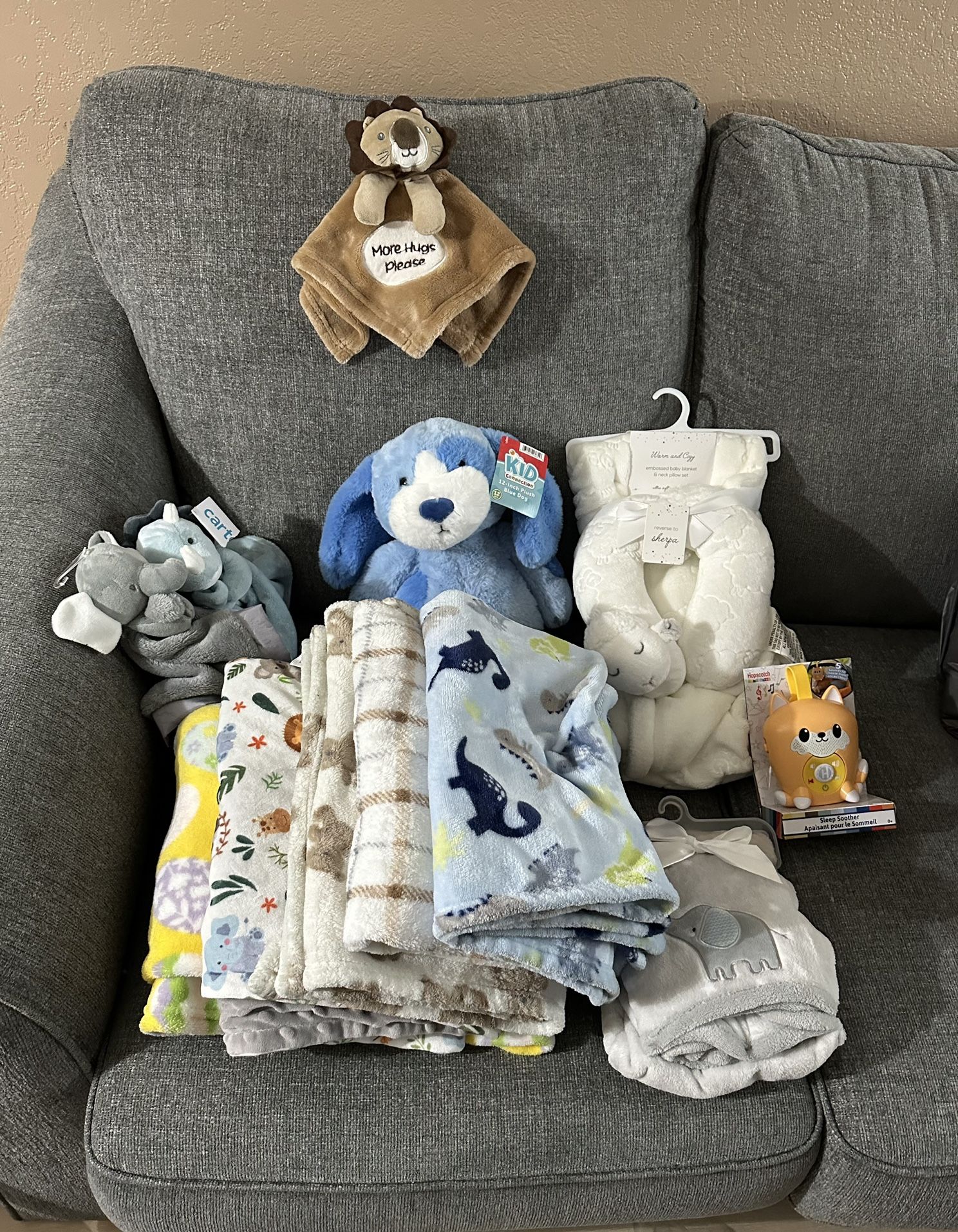 Baby blankets, security blankets, sleep sound machine, baby plush animal.