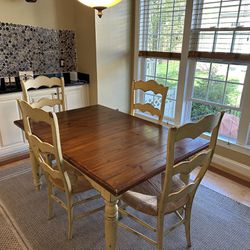 Habersham Farmhouse Dining Room Table with 6 chairs (additional 2nd leaf extends to 8')