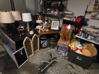 Garage/estate sale items
