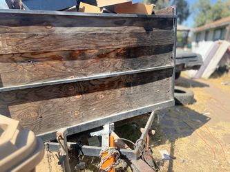 Hauling trailer