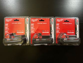 Milwaukee M18 18-Volt 2.0 Ah Lithium-Ion Compact Battery 48-11-1820 3 Pack
