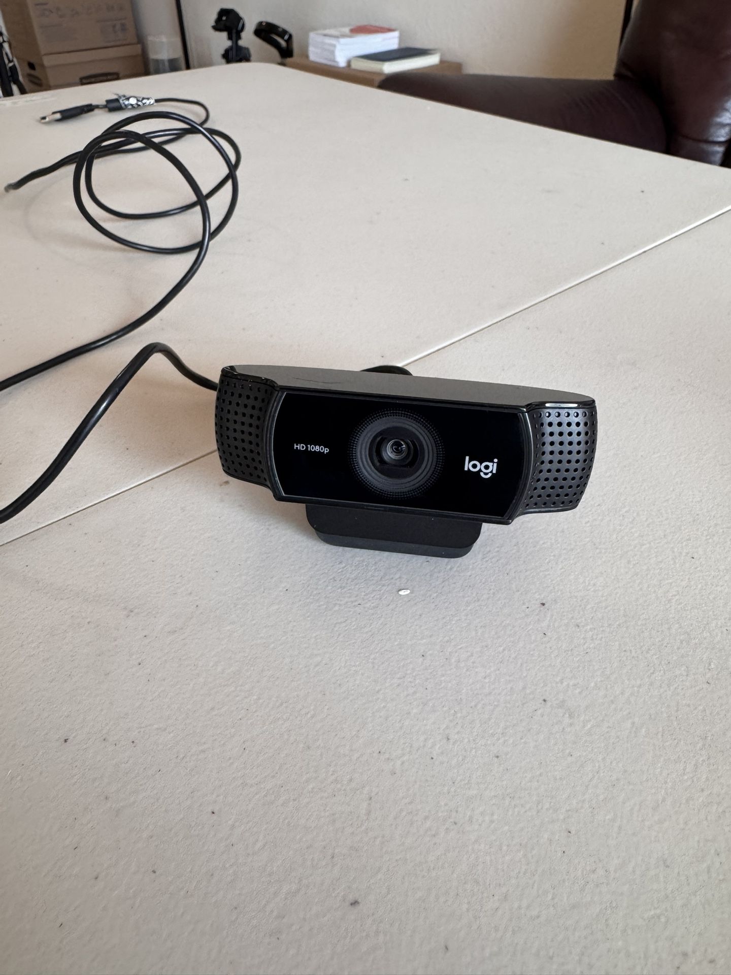 📸 Cámara web Logitech HD 1080p con micrófono integrado