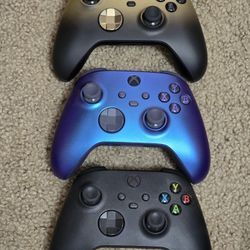 Xbox Series X/S Controllers