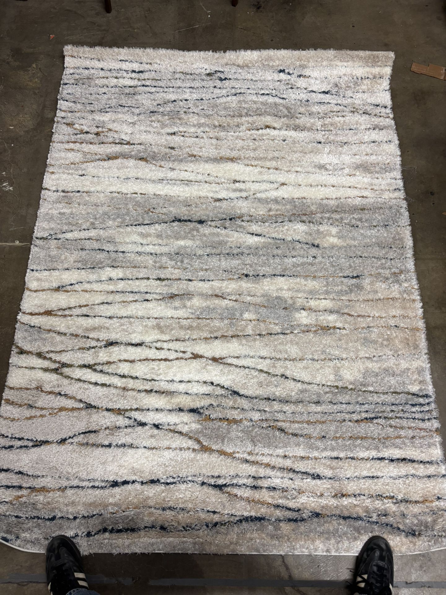 New 5’3” x 7’3” Indoor Ivory Stripe Shag Area Rug