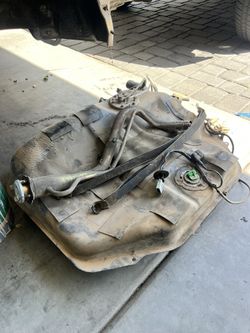 88 to 91 Honda Civic Sedan fuel tank And Sending Unit