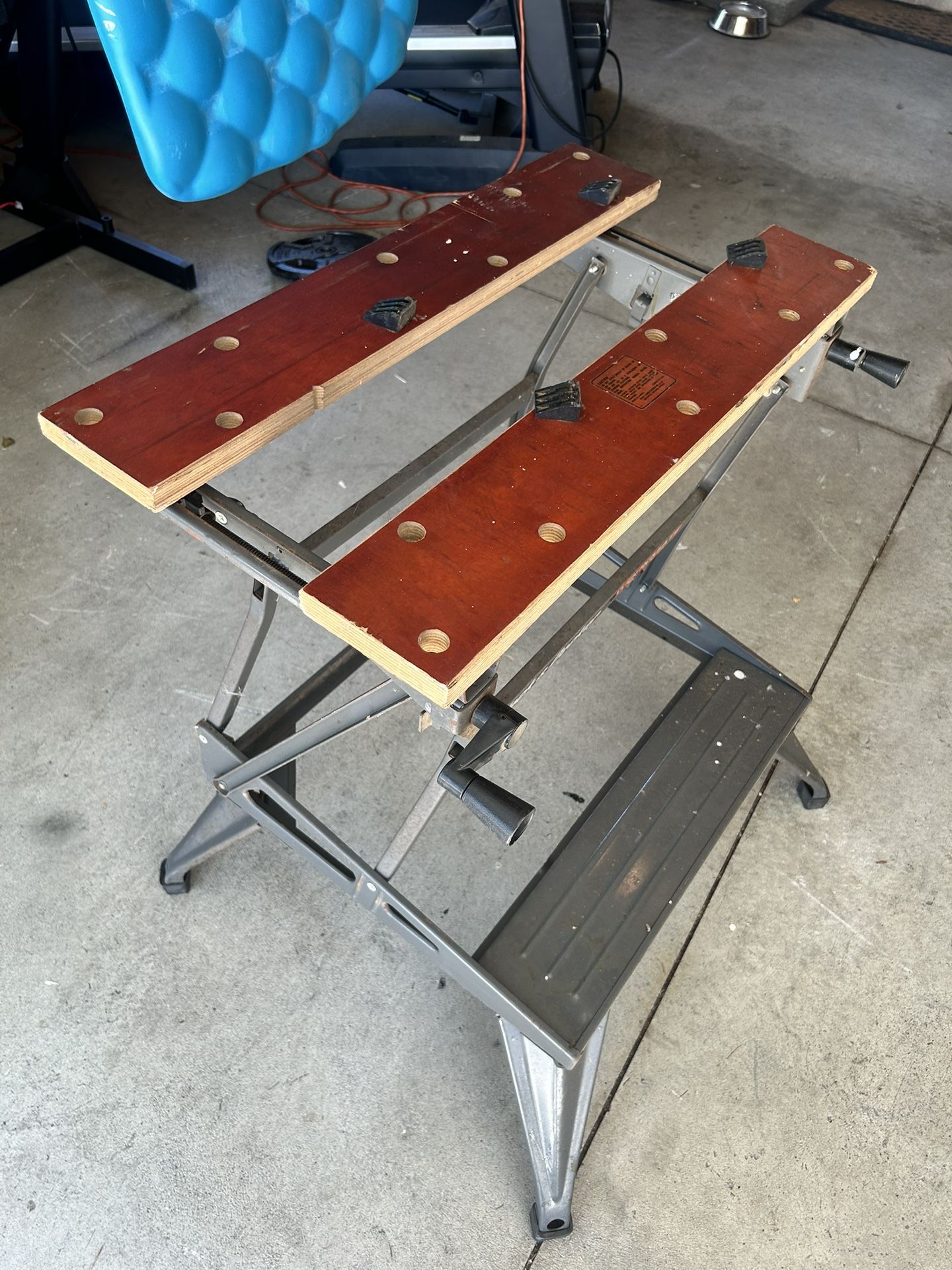 Black & Decker Folding Work Bench