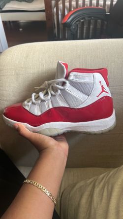 Jordan 11 Cherrys