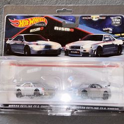 Hot wheels Nissan 2 pack