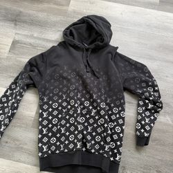 Lv Hoodie Size Large 