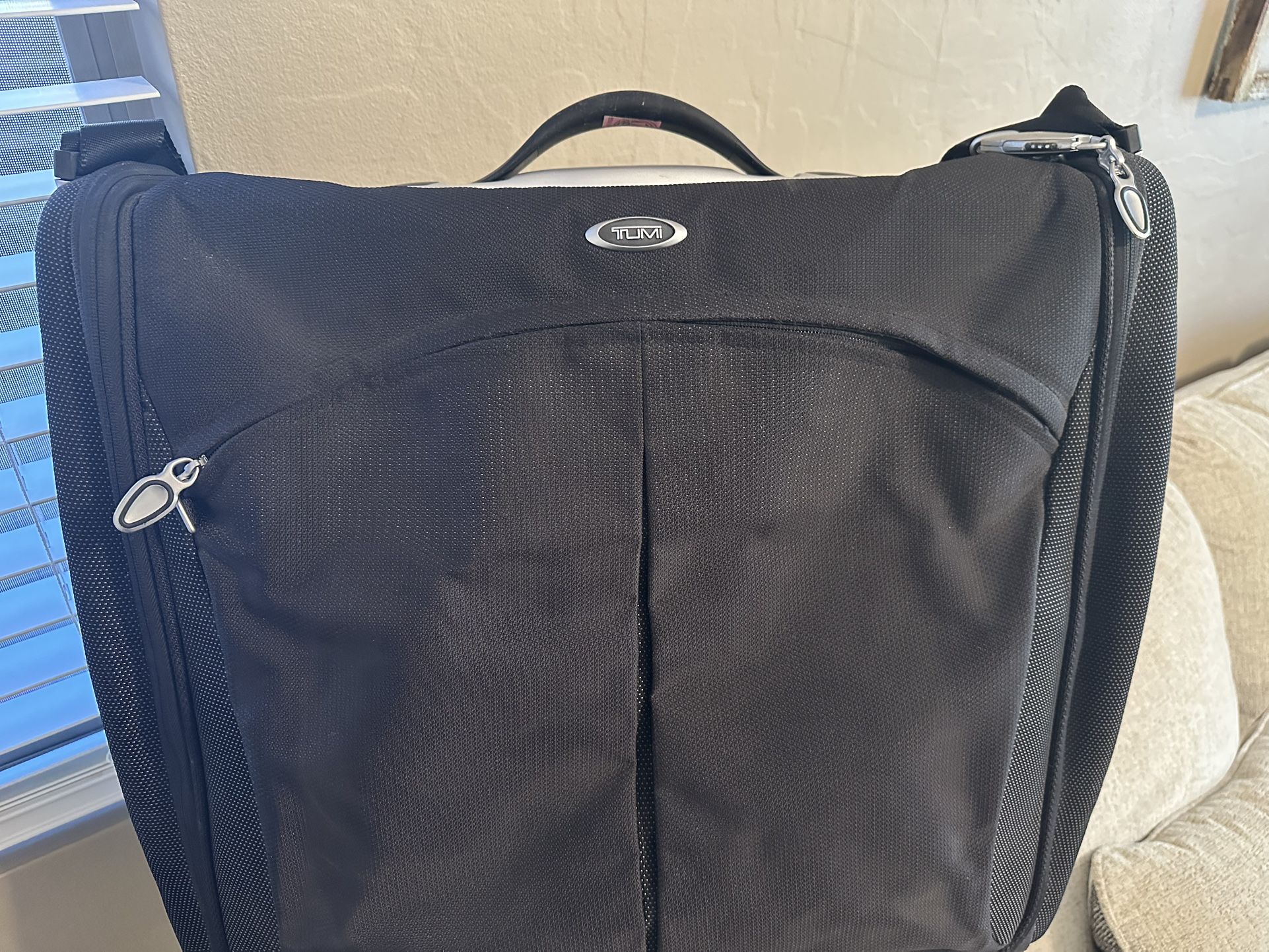 TUMI T3 Garment Bag