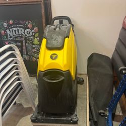 TENANT WALK BEHIND FLOOR SCRUBBER