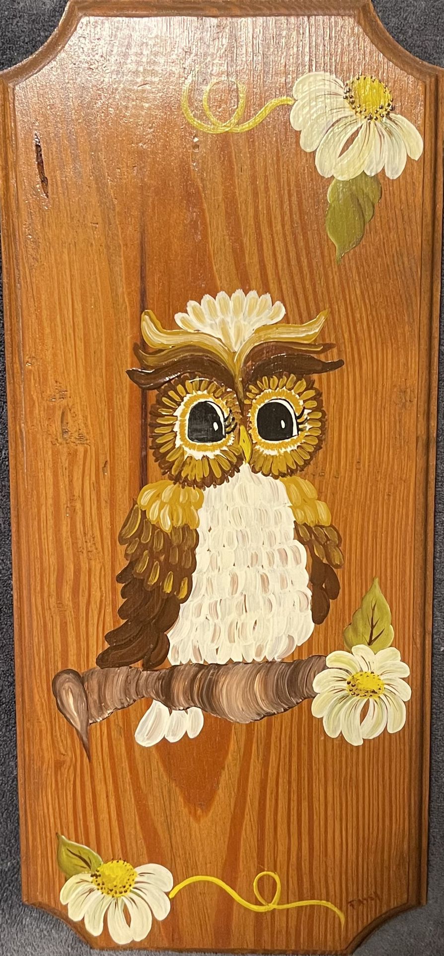 Vintage Hand-painted Owl Wooden Wall Hanging. 
