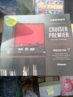 Cruiser Premier Deluxe Vinyl Player And Bluetooth Speaker