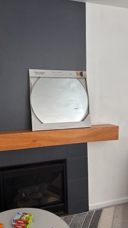 28” round mirror/   Bathroom mirror