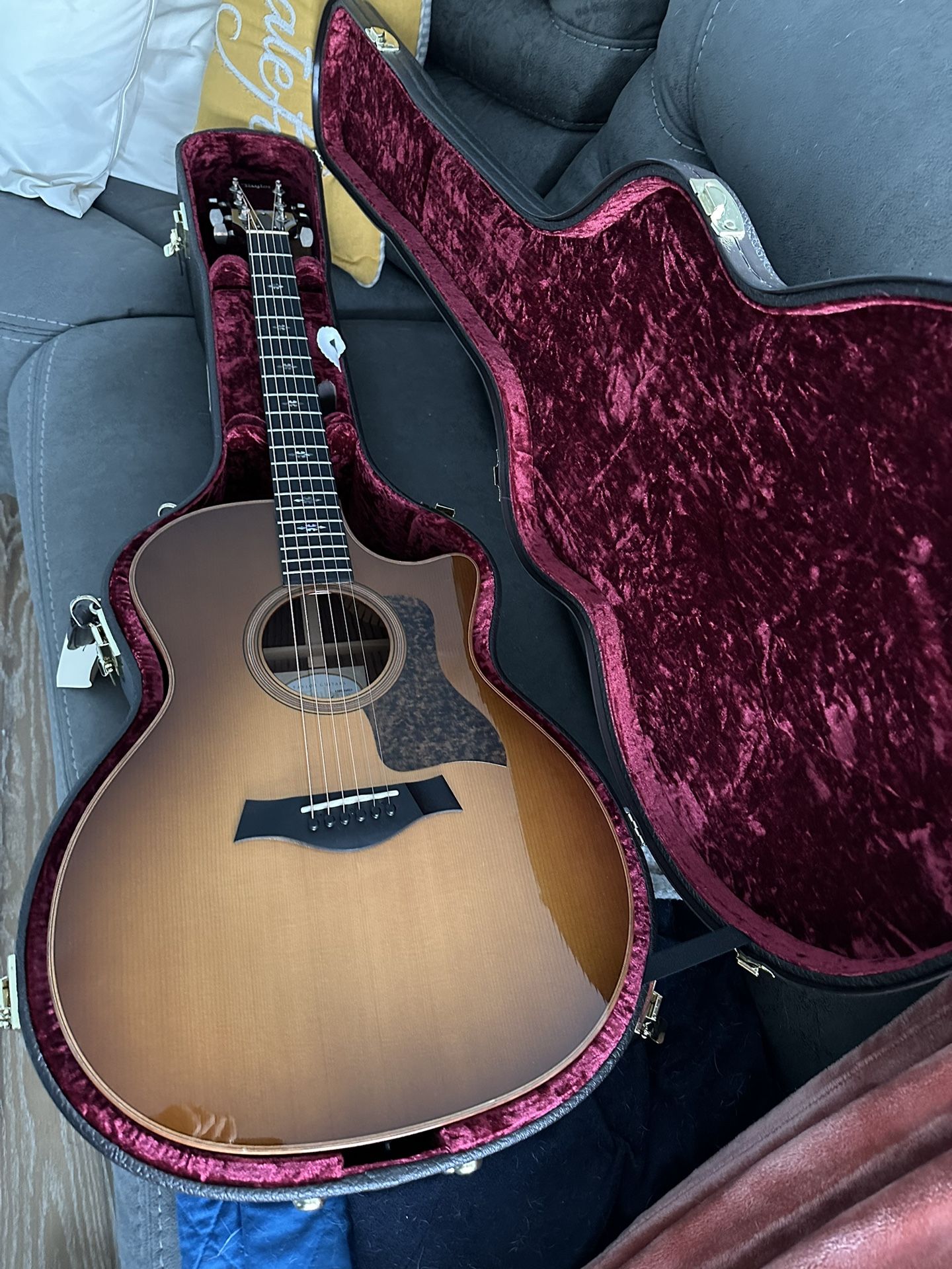 Taylor 714ce 2017