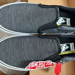 NEW Vans Asher deluxe size 9