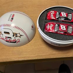 2002 Dale Earnhardt Chicago MLB All star Game Budweiser Car Collectible Tin Baseball 