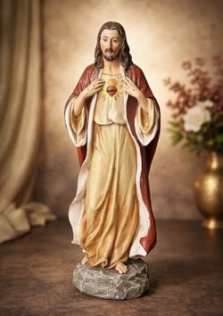 Jesus, Sacred Heart Statue
