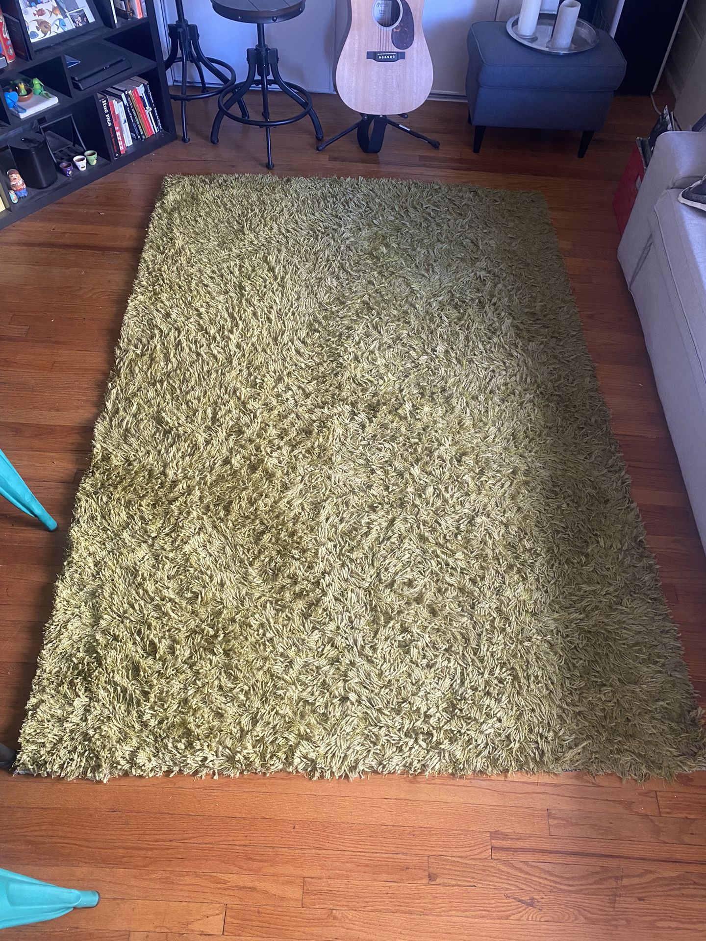 Chartreuse Rug 6ishx8ish