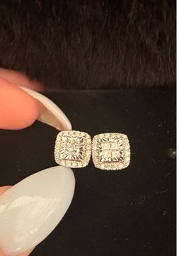 14k white gold VS diamond earrings push back