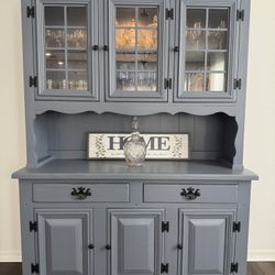 Modern China Cabinet