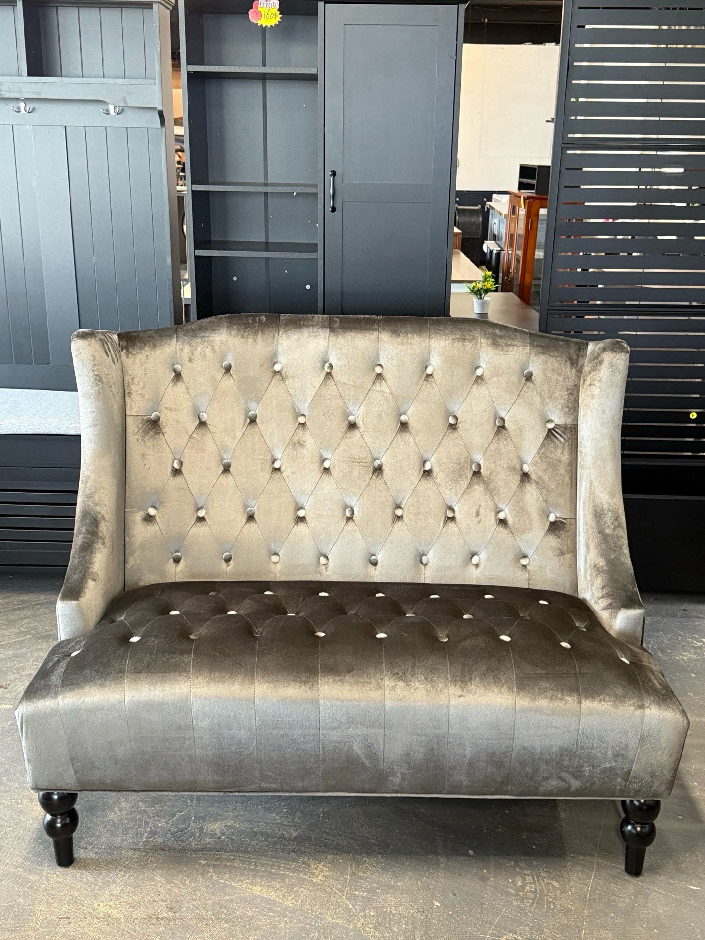 Modern Victorian Style Tufted Velvet Loveseat Sofa with High Back and Thick Upholstered Seat for Living Room, Bedroom (Grey) 💰299$