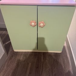 Kids storage cabinet