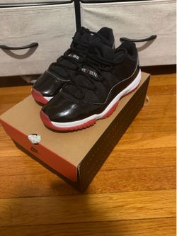 Jordan 11 bred lows size 10