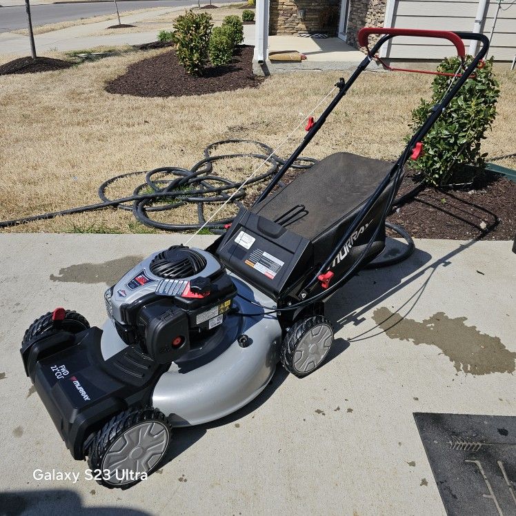 22" Land Mower.