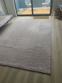 Large sisal jute natural fiber rug gently used