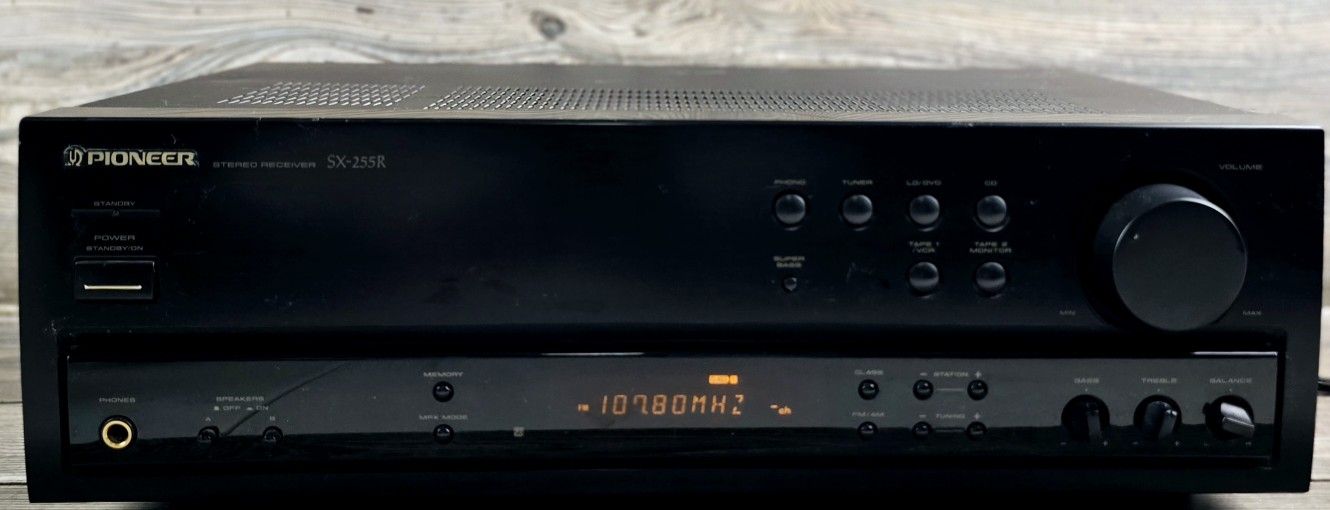 Vintage Pioneer SX-255R Stereo Receiver