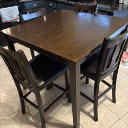 Kitchen Table 