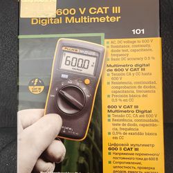 FLUKE 101 Digital Multimeter