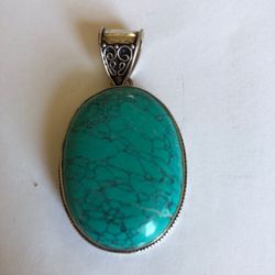 Santa Rosa turquoise cabochon pendant