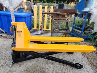 Uline H-2507 Narrow Scissor lift pallet jack