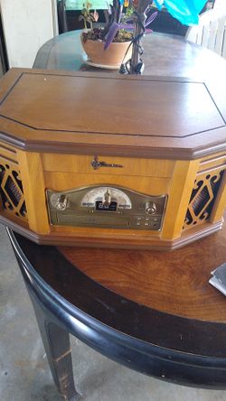 Radio AM FM CD player and disc player