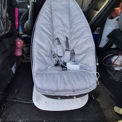 4 Moms Mamaroo Swing