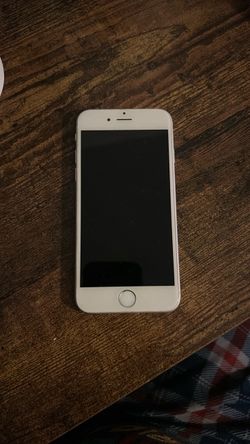 Apple Iphone 6 in silver READ DESCRIPTION