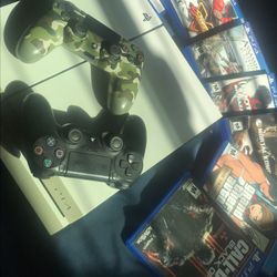 PS4 , Games/ Included 