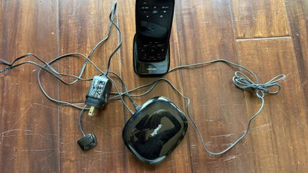 Logitech Harmony Ultimate One Remote w/ Dock Hub & IR Emitter