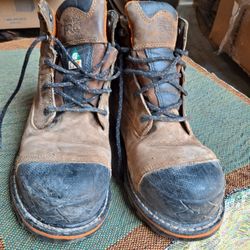 TIMBERLAND PRO SERIES. COMPOSITE TOE. WATERPROOF. SIZE 9W