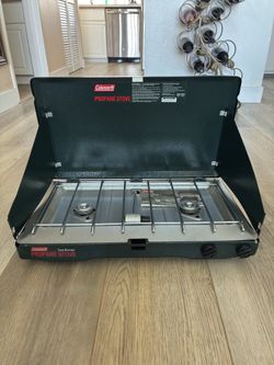 !!!! NEW COLEMAN TWO BURNER PROPANE STOVE !!!!