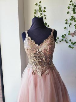 Blush and gold short dress / the top floral bodice is stunning / Size Medium

