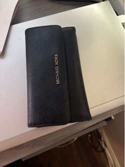 Real Micheal Kors wallet