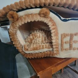 Cat House
