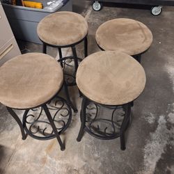 Bar Stools Set 4