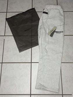 Essentials Light oat Sweats
