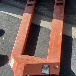 Pallet Jack (2 Tons) Delivery Available 
